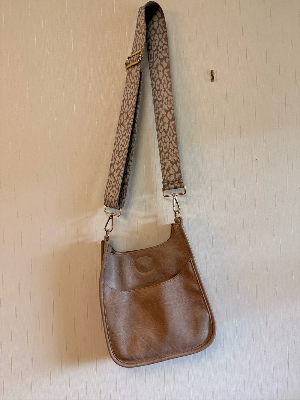 Classic Tan Shoulder Bag with Patterned Adjustable Strap